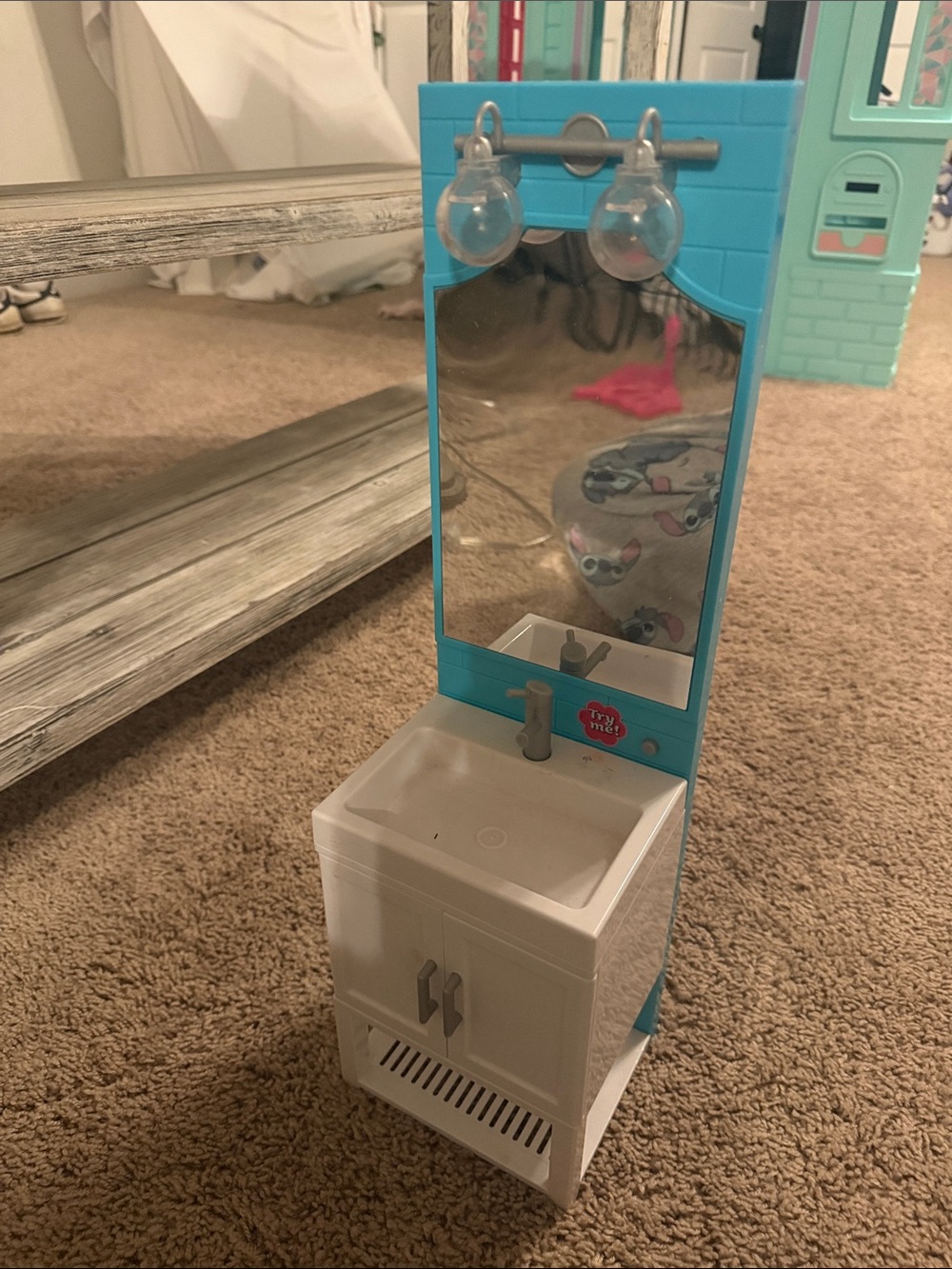 Kids Pretend Play Sink & Mirror Toy - Blue and White